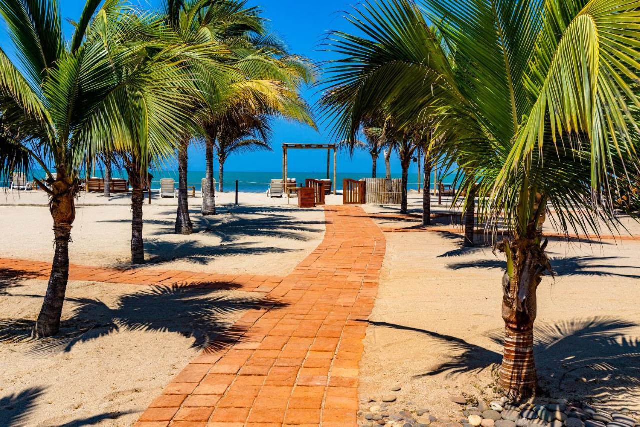 Hotel Punta Camaron Bungalows & Suites Соррітос Екстер'єр фото