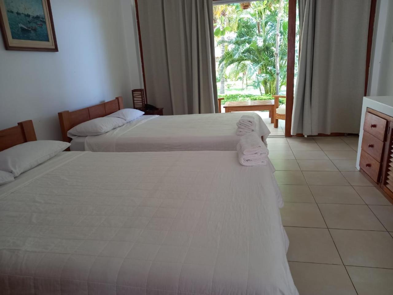 Hotel Punta Camaron Bungalows & Suites Соррітос Екстер'єр фото