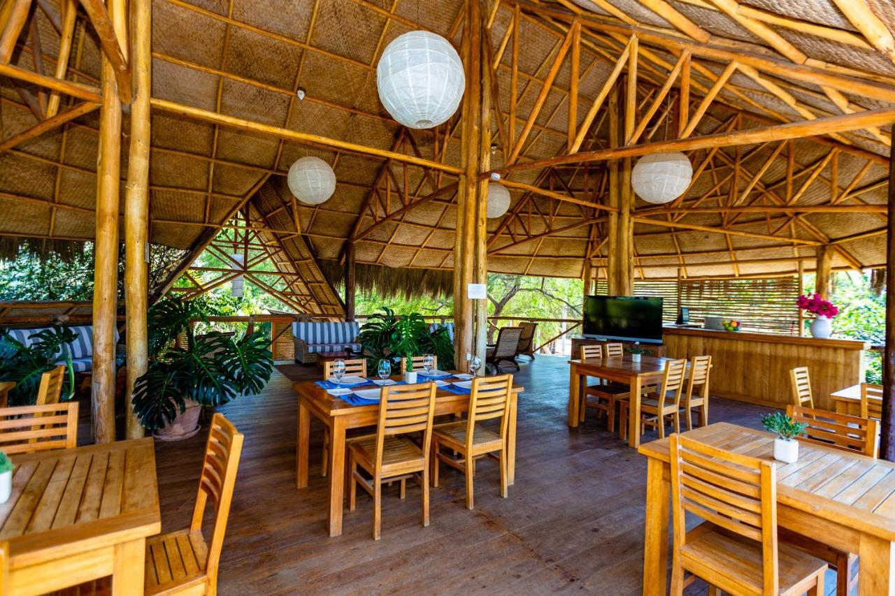 Hotel Punta Camaron Bungalows & Suites Соррітос Екстер'єр фото