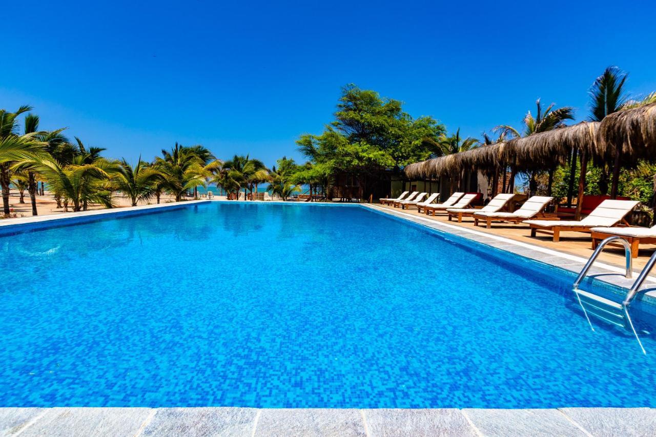 Hotel Punta Camaron Bungalows & Suites Соррітос Екстер'єр фото